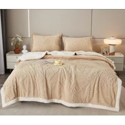 Patura Cocolino cu Blanita plus Doua Fete de Perna, Model, FLUTURI, 3D, 200x230 cm, Bej, PCT-034