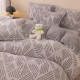 Set Lenjerie Pufoasa Cocolino cu Elastic, 4 Piese, Pat 2 Persoane, Gri-Bej, linii, LEC-100 Lenjerii Cocolino 4 piese cu ELASTIC
