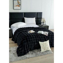 Patura CoCoLiNo Pufoasa din Blanita artificiala de iepure, 200x230 cm, Negru, PCI-020