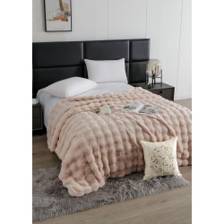 Patura CoCoLiNo Pufoasa din Blanita artificiala de iepure, 200x230 cm, Bej, PCI-028