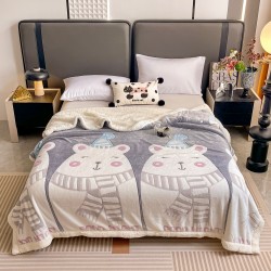 Pătură Cocolino cu blăniță 200x230 cm – moale, călduroasă și premium - Gri, model bear, PBC-077