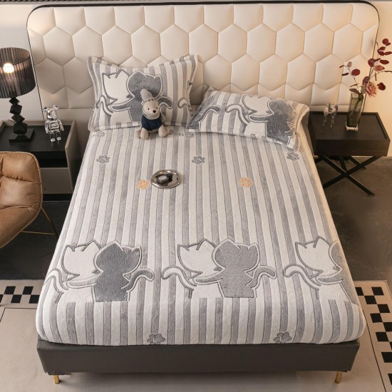Cearsaf cu elastic COCOLINO, 180x200x25cm, plus 2 fete de perne, Gri-Alb, pisici, HC-050 Huse Cocolino