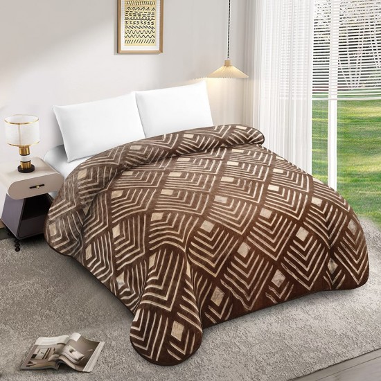Patura Cocolino dubla si pufoasa perfecta pentru sezonul rece 200 x 230 cm, Maro-Bej, PCM-046 Paturi Cocolino 3,5 kg cu Model