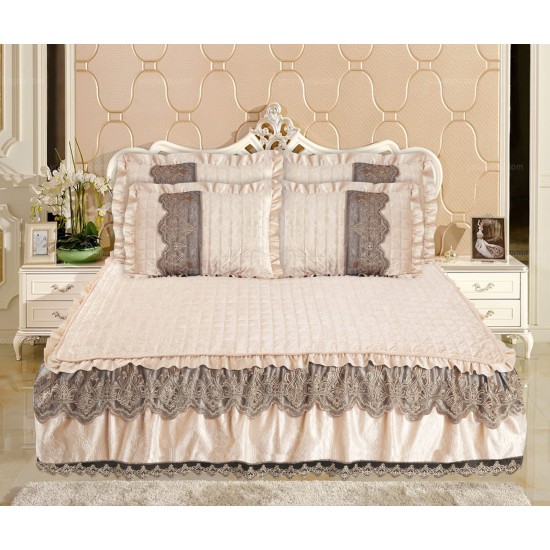 Cuvertură din catifea cu dantelă pentru pat dublu, model elegant și rafinat, Crem, CCB-060 Cuverturi Catifea Lux cu Volane