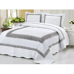 Cuvertura pat dublu, 3 piese, Catifea Matlasata cu PAIETE, 230x250cm, plus 2 fete de perna, Alb, CPC-007