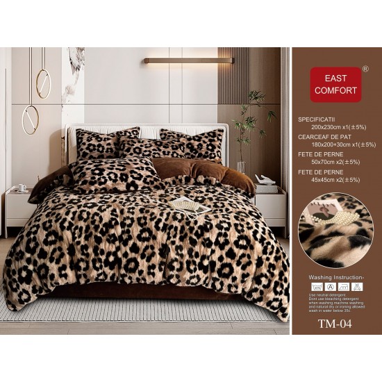 Set Lenjerie Cocolino 6 Piese Pat Dublu Bej cu Blăniță Artificială de Nurcă – Model Animal print, LCD-005 Lenjerii Cocolino 6 piese
