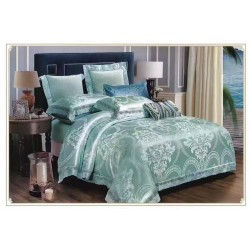 Set Lenjerie Pat Dublu 4 Piese – Satin Jacquard Verde Mentă cu Model Floral și Dantelă, LDJ-039