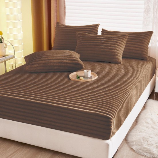 Cearșaf cu Elastic 180x200 din Blăniță de Iepure + 2 Fețe de Pernă – Maro, Model în Dungi, HP-006 Huse Plus Iepure