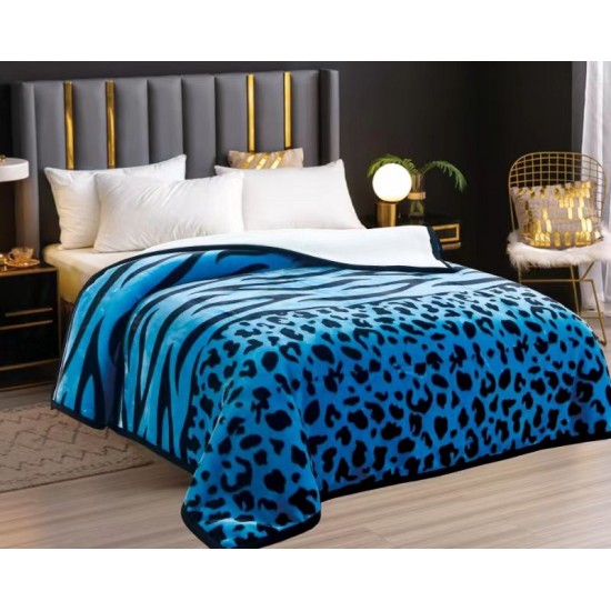 Pătură Cocolino cu blăniță 200x230 cm – moale, călduroasă și premium - Albastru - Negru, model animal print, PBC-024 Paturi cu Blanita