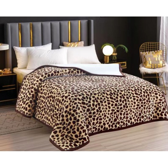 Pătură Cocolino cu blăniță 200x230 cm – moale, călduroasă și premium - Maro - Bej, model leopard, PBC-028 Paturi cu Blanita