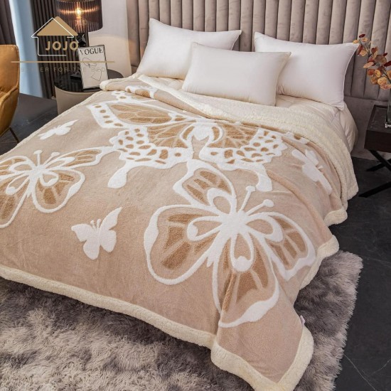 Pătură Cocolino cu blăniță 200x230 cm – Model Fluturi Bej, Moale și Călduroasă, PBC-039 Paturi cu Blanita