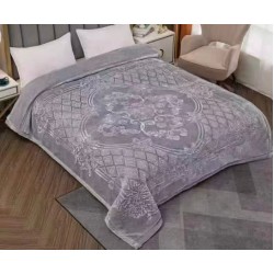 Pătură dublă groasă gri cu model elegant reliefat – moale și călduroasă 200 x 230 cm, PCDU-010