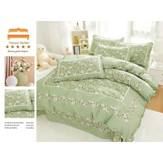 Lenjerie de pat finet 4 piese pat dublu cu volănașe – model verde floral cu margine albă, LVF-023 Lenjerii Finet 4 piese cu Volanase