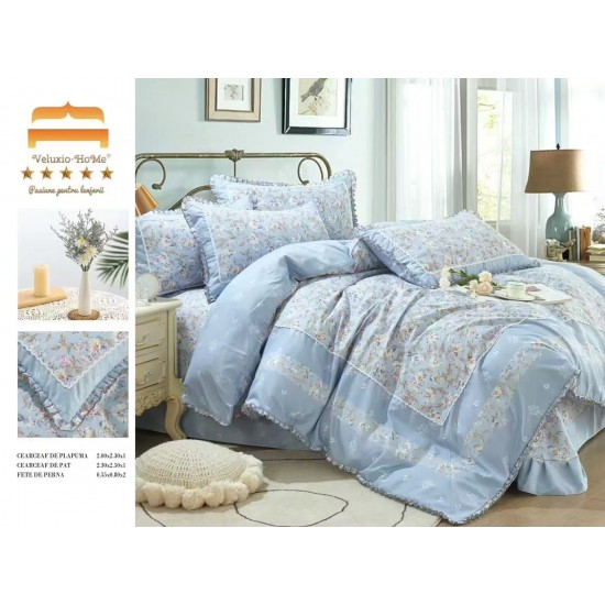 Lenjerie de pat finet 4 piese pat dublu cu volănașe – model floral albastru pastel, LVF-028 Lenjerii Finet 4 piese cu Volanase