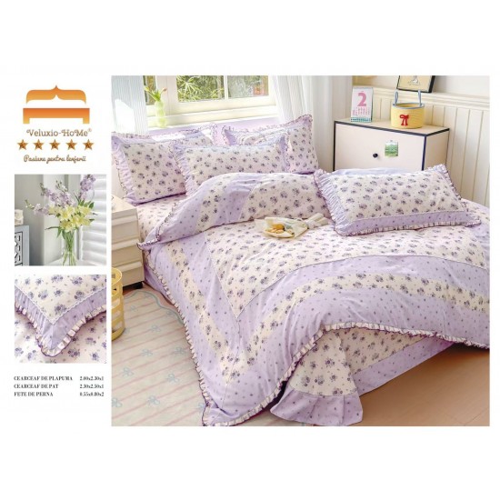 Lenjerie de pat finet 4 piese pat dublu cu volănașe – model floral mov și crem, LVF-039 Lenjerii Finet 4 piese cu Volanase