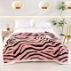 Pătură cu blăniță model zebra roz 200x230 cm Moale și Călduroasă, PBC-070 Paturi cu Blanita
