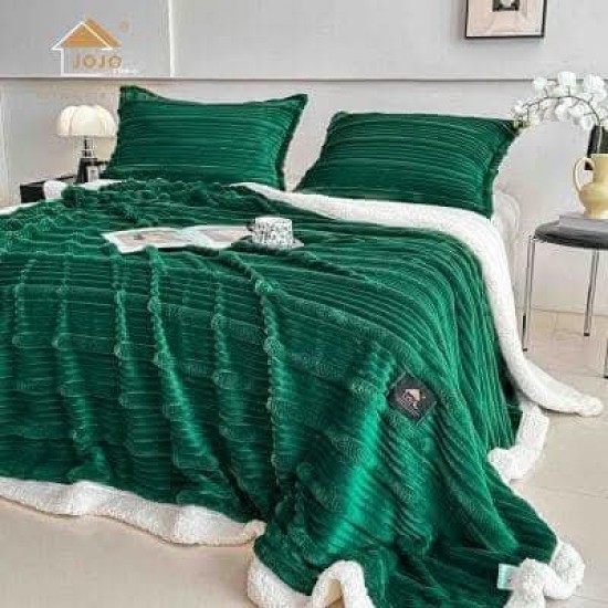 Pătură cu blăniță verde smarald 200x230 cm cu fermoar + 2 fețe de pernă – model elegant și călduros, PCI-071 Paturi Blanita Iepure
