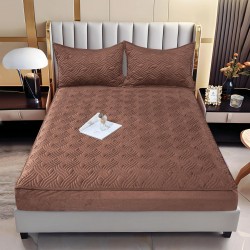 Husă/topper pat 140x200 cu elastic–Catifea moale, model ondulat–Maro inchis, HTC-030