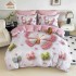 Lenjerie de Pat Dublu 6 Piese 5D cu Cearșaf cu Elastic – Model Fluturi Roz Pastel, Design Delicat Romantic, LFL-110