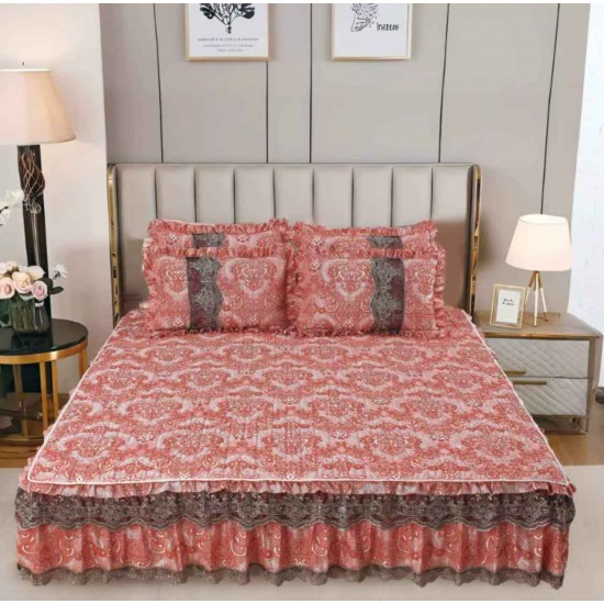 Cuvertură Pat Dublu din Catifea cu Dantelă 3 Piese – 230x250 cm + 2 Fețe de Pernă, Model Roz, CCB-004 Cuverturi Catifea cu Volane si Dantela