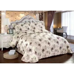 Cuvertură Pat Dublu 3 Piese din Catifea Matlasată – 250x250 cm + 2 Fețe de Pernă 60x80 cm, Model Floral Crem, CMM-007