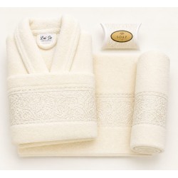 Set Halat de Baie + Prosoape 4 Piese din Bumbac 100% – Model Crem Elegant Lui Sa Home Collection, HBC-020
