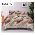 Set Lenjerie Pat Dublu Bumbac Satinat 4 Piese cu Cearșaf cu Elastic – Model Abstract Bej Maro, LES-036