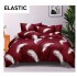 Set Lenjerie Pat Dublu Bumbac Satinat 4 Piese cu Cearșaf cu Elastic – Model Pene Albe pe Fundal Bordo, LES-054
