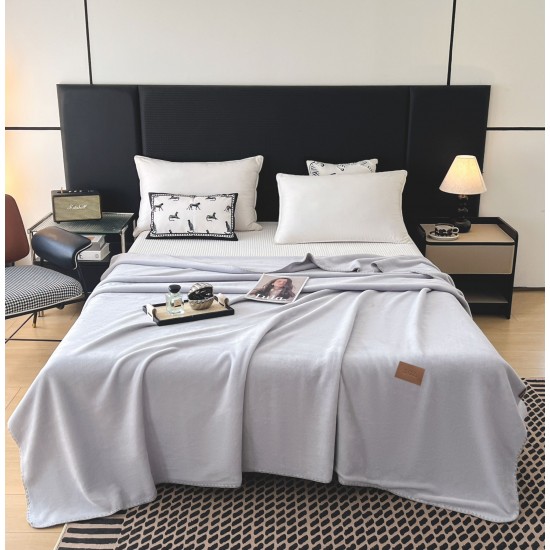 Pătură Fleece 200x230 cm Gri Deschis – Pătură Pufoasă și Călduroasă pentru Pat Dublu, PCS-001 Paturi Cocolino Slim