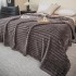 Pătură Pufoasă Cocolino Raiată 200x230 cm Gri Antracit – Catifelată și Elegantă, PGC-018