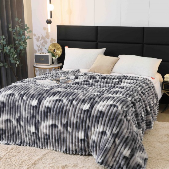 Pătură Pufoasă Cocolino Raiată 200x230 cm Gri cu Alb – Catifelată, Elegantă și Modernă, PGC-021 Paturi Cocolino Grofate