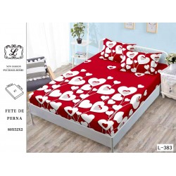 Cearșaf cu Elastic Bumbac Satinat 180x200 cm + 2 Fețe de Pernă – Model Inimi Albe pe Fundal Roșu, OHT-098
