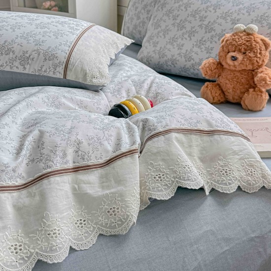 Lenjerie de Pat Premium 4 Piese, Bumbac 100%, cu Volănașe din Dantelă,Cearceaf Elastic– Model floral, LBB-001 Lenjerii 100% Bumbac