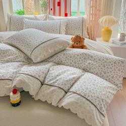 Lenjerie de Pat Premium 4 Piese, Bumbac 100%, cu Volănașe din Dantelă,Cearceaf Crem - Gri, LBB-009