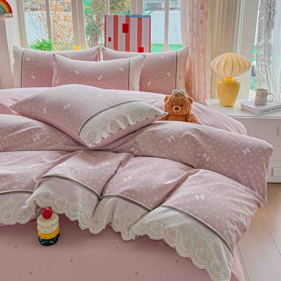Lenjerie de Pat Premium 4 Piese, Bumbac 100%, cu Volănașe din Dantelă,Cearceaf Roz - Alb, LBB-012 Lenjerii 100% Bumbac