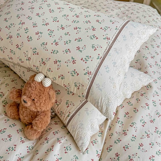 Lenjerie de Pat Premium 4 Piese, Bumbac 100%, cu Volănașe din Dantelă,Cearceaf Crem - Bej, LBB-013 Lenjerii 100% Bumbac