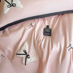 Lenjerie de Pat Premium Satin Deluxe cu Broderie Elegantă, Bumbac 100%, 4 Piese, Roz Pudrat, LBB-021