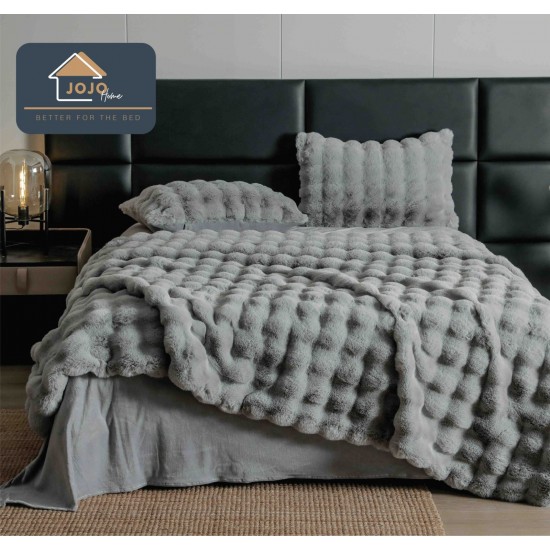 Lenjerie de Pat Luxury Extra Pufoasă din Blăniță Artificială Tip Iepure, 6 Piese – Gri Deschis, LCE-028 Lenjerii Blanita Iepure
