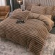 Lenjerie de Pat Premium JOJO Home, 4 Piese, Blăniță Artificială Tip Iepure, Cearșaf cu Elastic – Cappuccino, LJH-002 Lenjerii Blanita Iepure