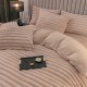 Lenjerie de Pat Premium JOJO Home, 4 Piese, Blăniță Artificială Tip Iepure, Cearșaf cu Elastic – Bej, LJH-006 Lenjerii Blanita Iepure
