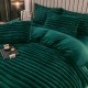 Lenjerie de Pat Premium JOJO Home, 4 Piese, Blăniță Artificială Tip Iepure, Cearșaf cu Elastic – Verde Smarald, LJH-007 Lenjerii Blanita Iepure