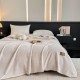 Pătură Jojo Home din Cașmir Artificial 200x230 cm – Moale, Pufoasă și Călduroasă, Crem-Bej, PJC-012 Paturi cu Margine