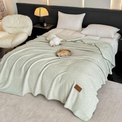Pătură Jojo Home din Cașmir Artificial 200x230 cm – Moale, Pufoasă și Călduroasă, Verde Mentă, PJC-015