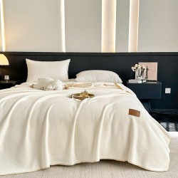 Pătură Jojo Home din Cașmir Artificial 200x230 cm – Moale, Pufoasă și Călduroasă, Crem, PJC-019