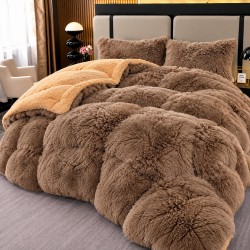 Pilota Fluffy cu Blăniță 200x230 cm + 2 fețe de pernă – Model Maro, PF-030
