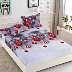 Set Cearșaf cu Elastic din Bumbac Finet 180x200 cm + 2 Fețe de Pernă – Crăciun cu Globuri Roșii și Crenguțe, LTC-053