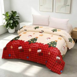 Pătură Cocolino 200x230 cm – Model Crăciun cu Brăduți și Moș Crăciun, Crem și Roșu, Moale și Călduroasă, PTC-012
