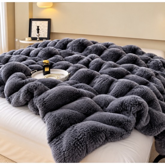 Pătură Cocolino Pufoasă din Blăniță Artificială de Iepure 200x230 cm – Model Gri Închis, PCI-054 Paturi Blanita Iepure