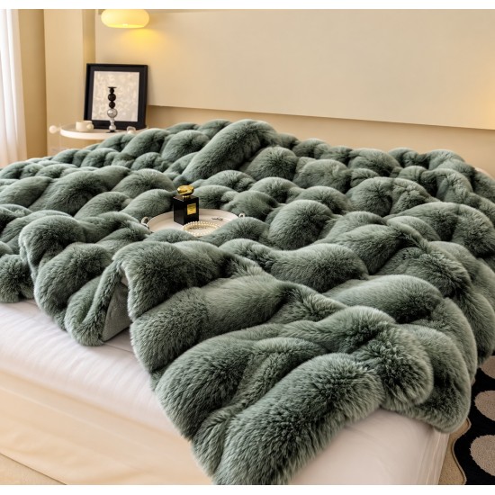 Pătură Cocolino Pufoasă din Blăniță Artificială de Iepure 200x230 cm – Model Verde Salvie, PCI-075 Paturi Blanita Iepure