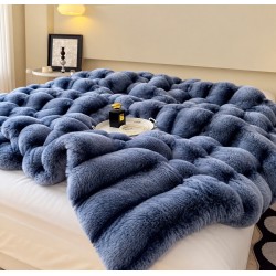 Pătură Cocolino Pufoasă din Blăniță Artificială de Iepure 200x230 cm – Model Albastru, PCI-076